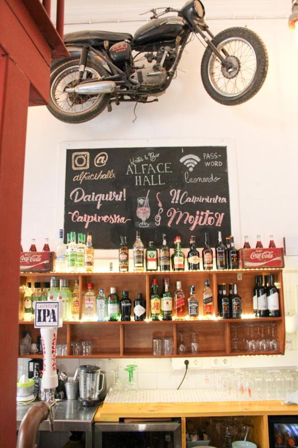 Alface Hall Hostel & Bar Lisboa Kültér fotó